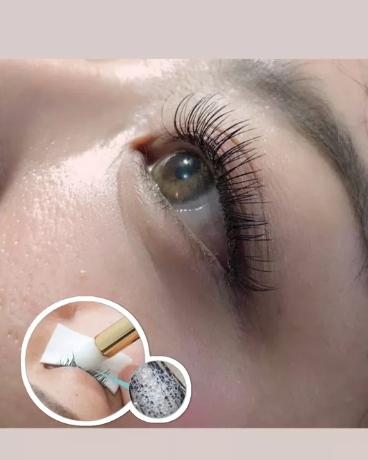 140-Piece Flat Lash Extensions
